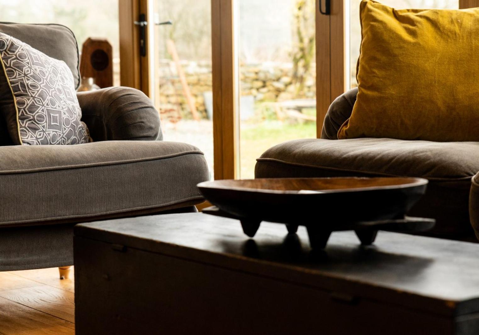 Penrhiw - A Country Cottage With Mountain Views Newport  Bagian luar foto